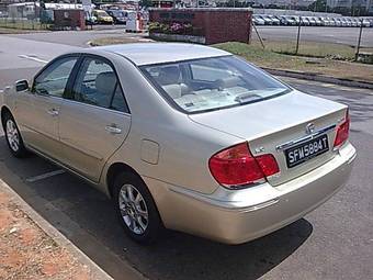 2004 Toyota Camry Images