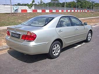 2004 Toyota Camry Pics