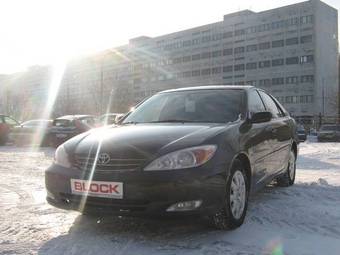 2004 Toyota Camry Pictures