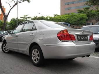2004 Toyota Camry Images