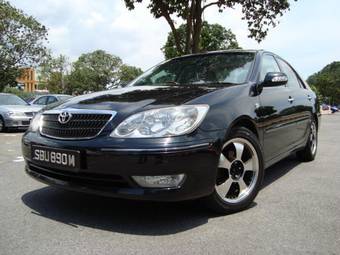 2004 Toyota Camry Pics