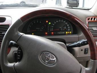 2004 Toyota Camry Photos