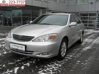 2004 Toyota Camry Photos