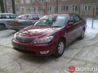 2004 Toyota Camry Photos