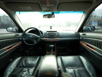 2004 Toyota Camry Photos