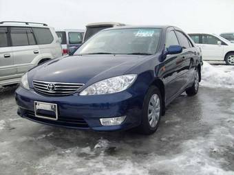 2004 Toyota Camry Pictures