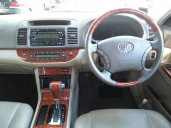 2004 Toyota Camry Photos