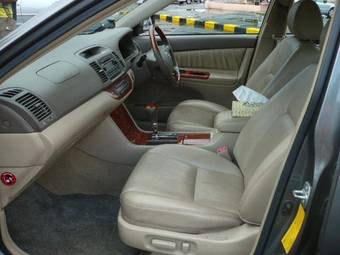 2004 Toyota Camry Photos