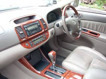 2004 Toyota Camry Photos