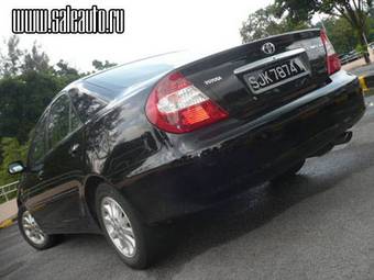 2004 Toyota Camry Pictures