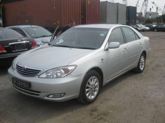 2004 Toyota Camry Pictures