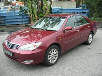 2004 Toyota Camry Pictures