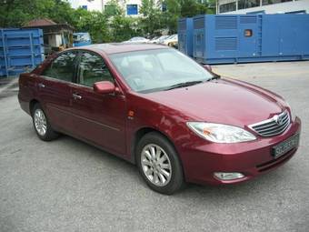 2004 Toyota Camry Photos