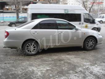 2004 Toyota Camry Photos