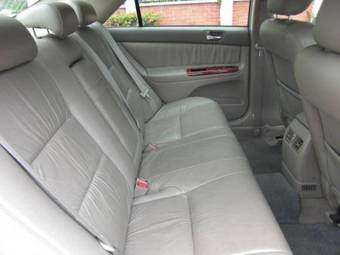 2004 Toyota Camry Photos
