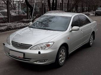 2004 Toyota Camry Photos