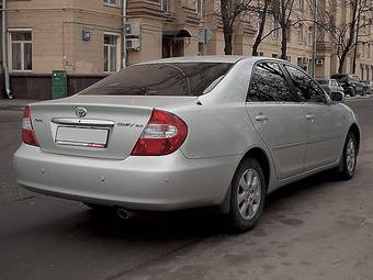 2004 Toyota Camry Images