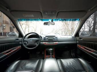 2004 Toyota Camry Pictures