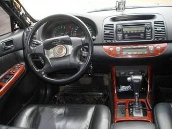2004 Toyota Camry Photos