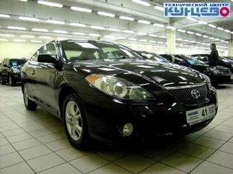 2004 Toyota Camry Pictures