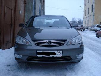 2004 Toyota Camry Photos