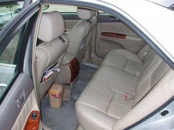 2004 Toyota Camry Photos