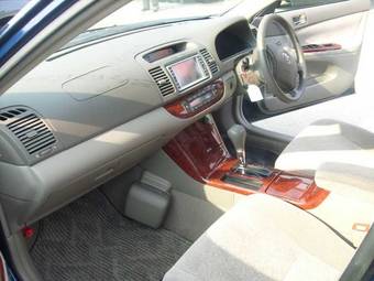 2004 Toyota Camry Wallpapers