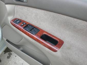 2004 Toyota Camry Images