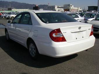 2004 Toyota Camry Pictures