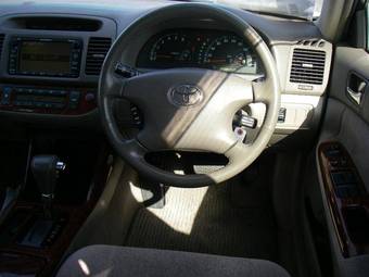 2004 Toyota Camry Photos