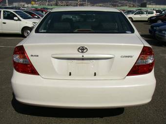 2004 Toyota Camry Pictures