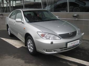 2004 Toyota Camry Photos