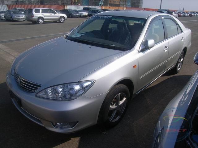 2004 Toyota Camry