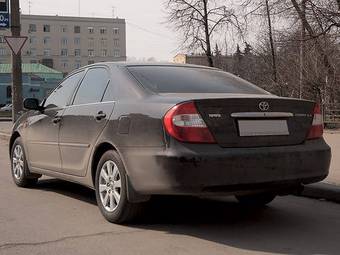 2004 Toyota Camry Photos