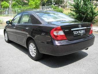 2004 Toyota Camry Pictures