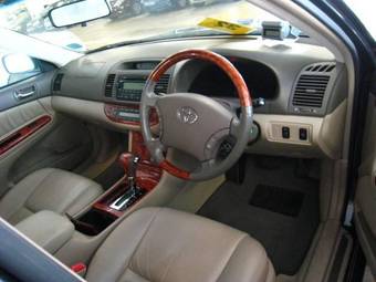 2004 Toyota Camry Photos