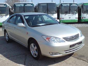 2004 Toyota Camry Pictures