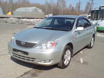 2004 Toyota Camry Photos