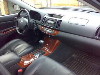 2004 Toyota Camry Photos