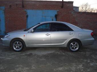 2004 Toyota Camry Pictures