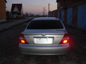 2004 Toyota Camry Pictures