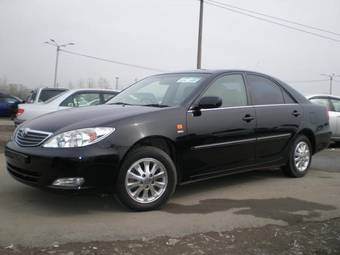 2004 Toyota Camry Photos