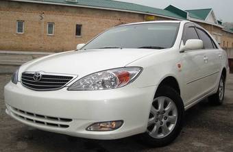 2004 Toyota Camry Pictures