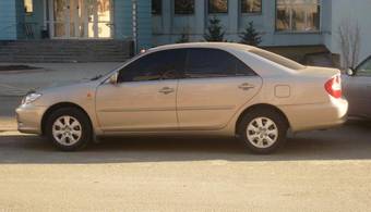2004 Toyota Camry Pictures