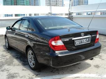 2004 Toyota Camry Photos