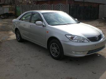 2004 Toyota Camry Photos