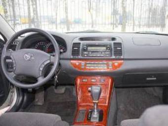 2004 Toyota Camry Photos