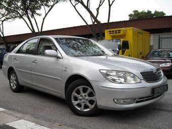 2004 Toyota Camry Pics