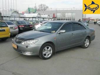 2004 Toyota Camry Pictures