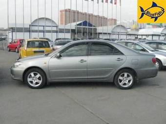 2004 Toyota Camry Photos